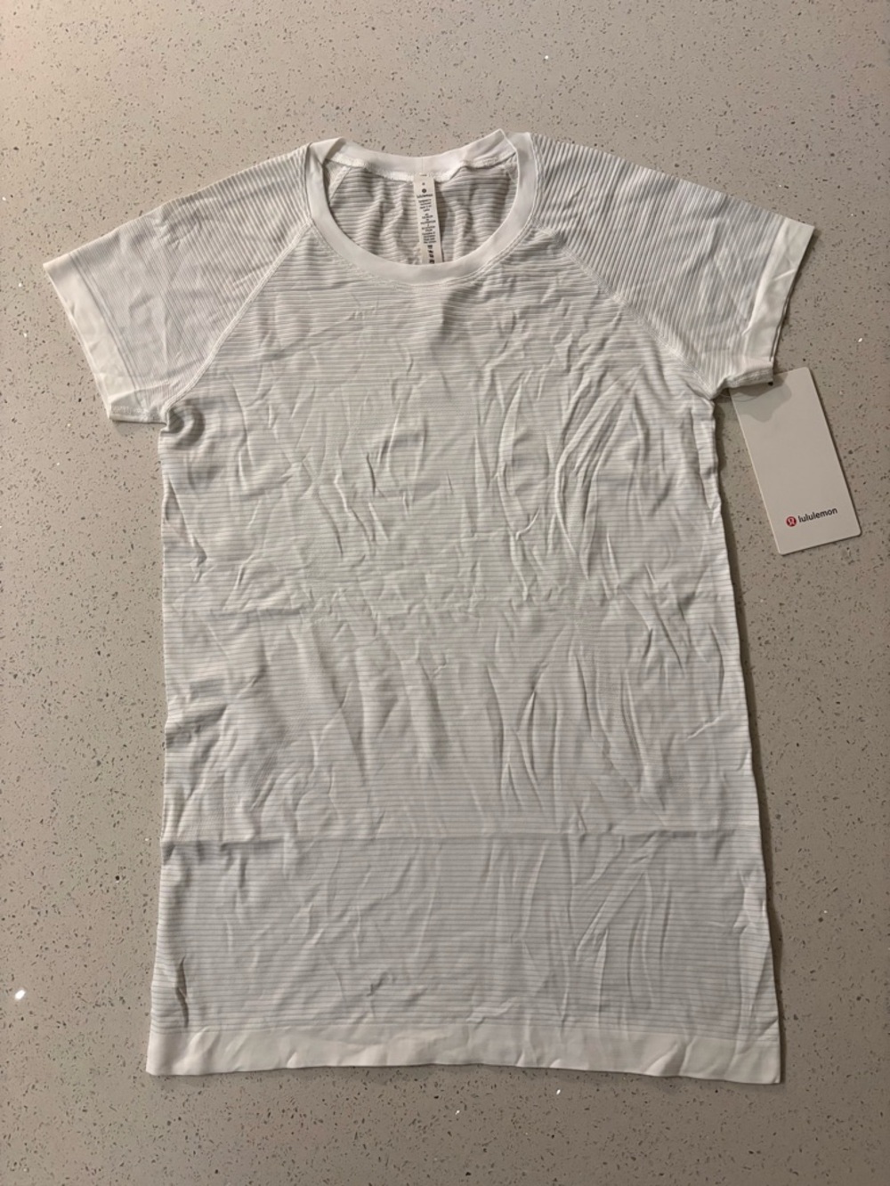 lululemon athletica Swiftly Tech Short Sleeve 2.0 *Sun - Shift White / Blue *NWT